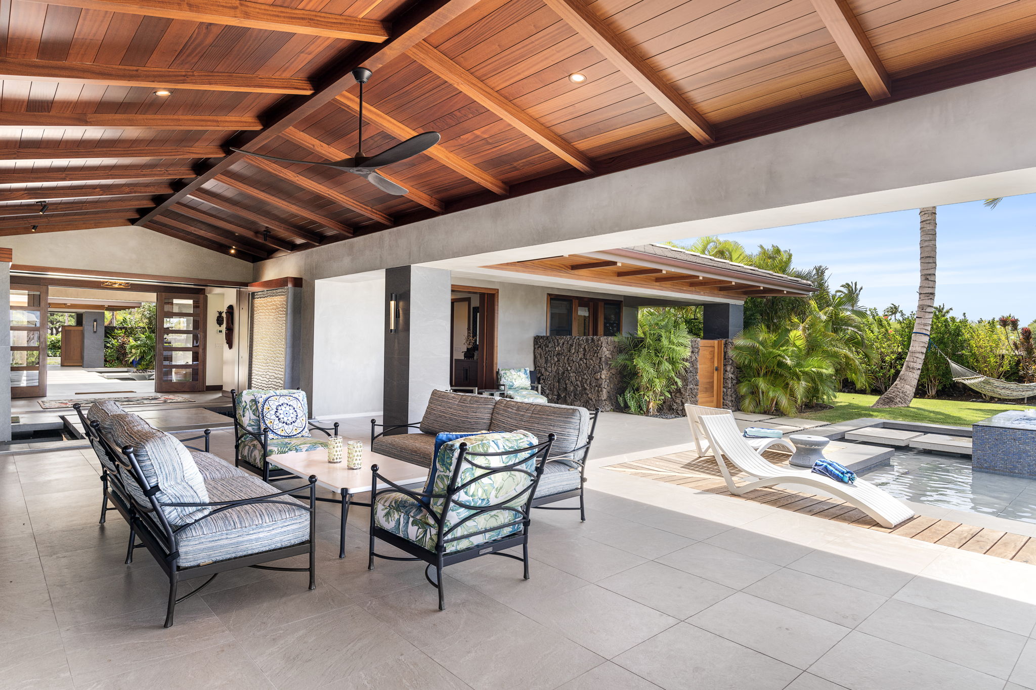 Lanai 3
