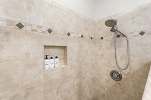 K Bedroom 1 Bathroom Shower