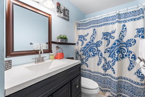 K Bathroom 3