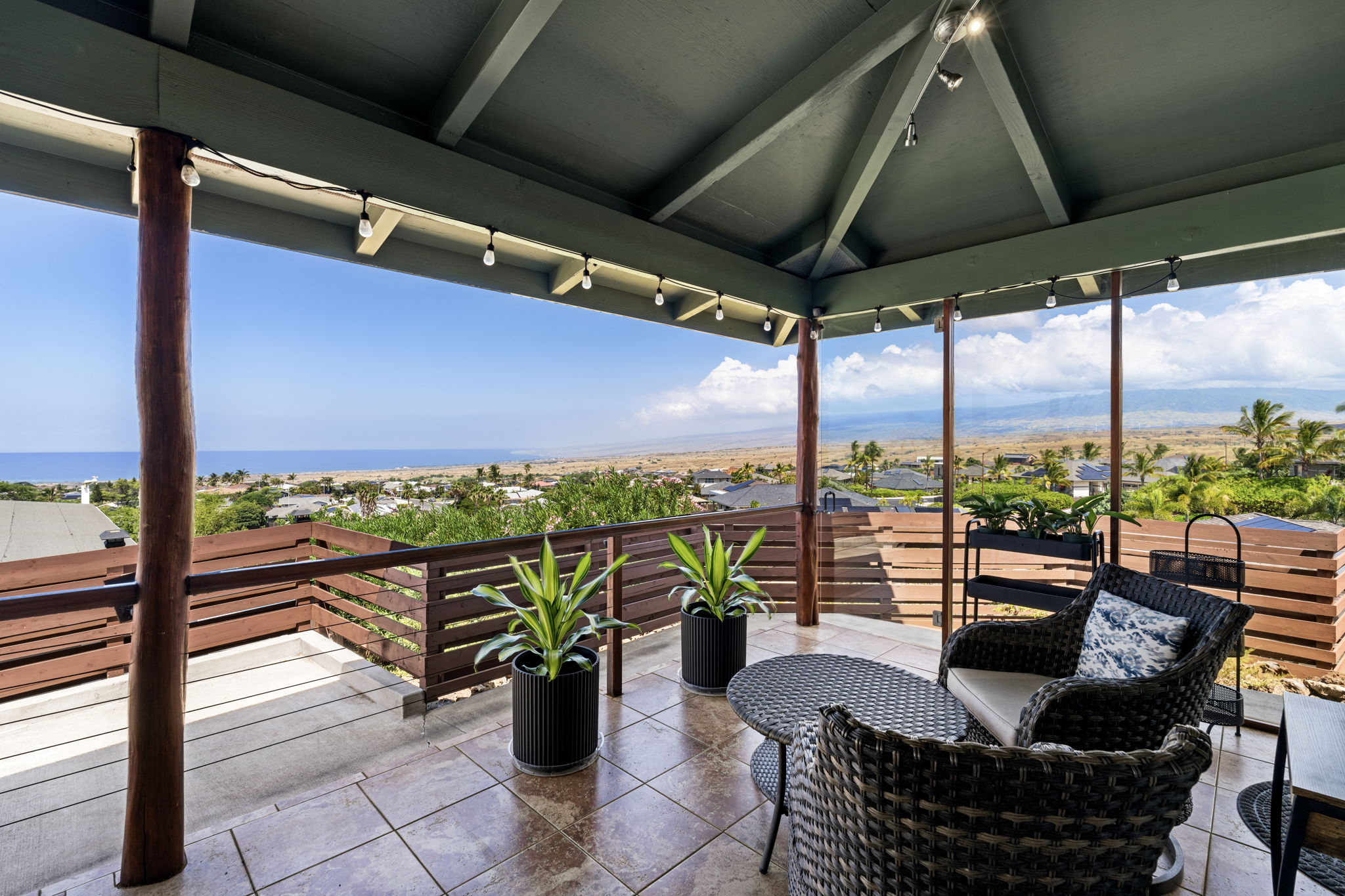 Lanai 4