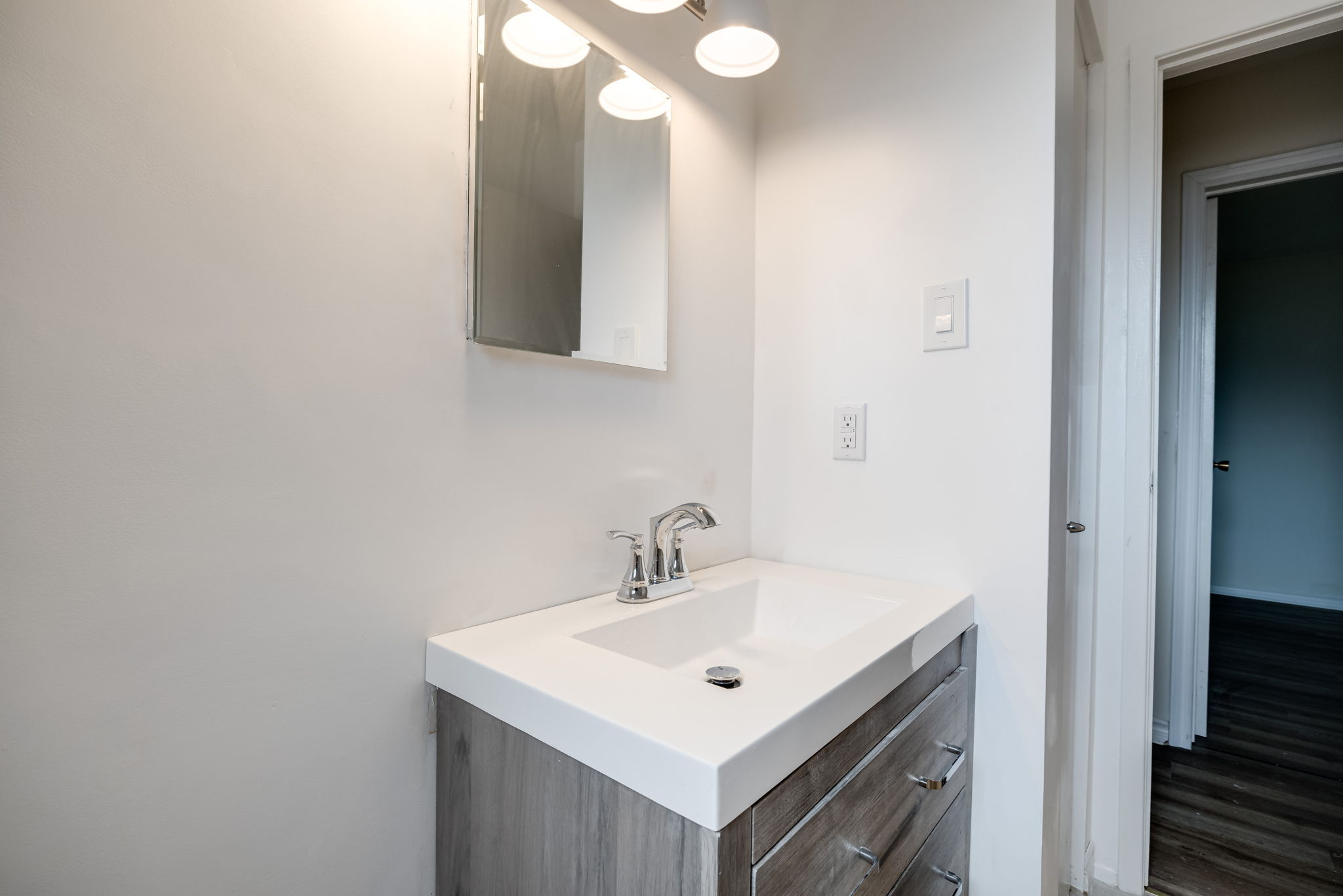 Toronto property showcase — delivered property photograph 21