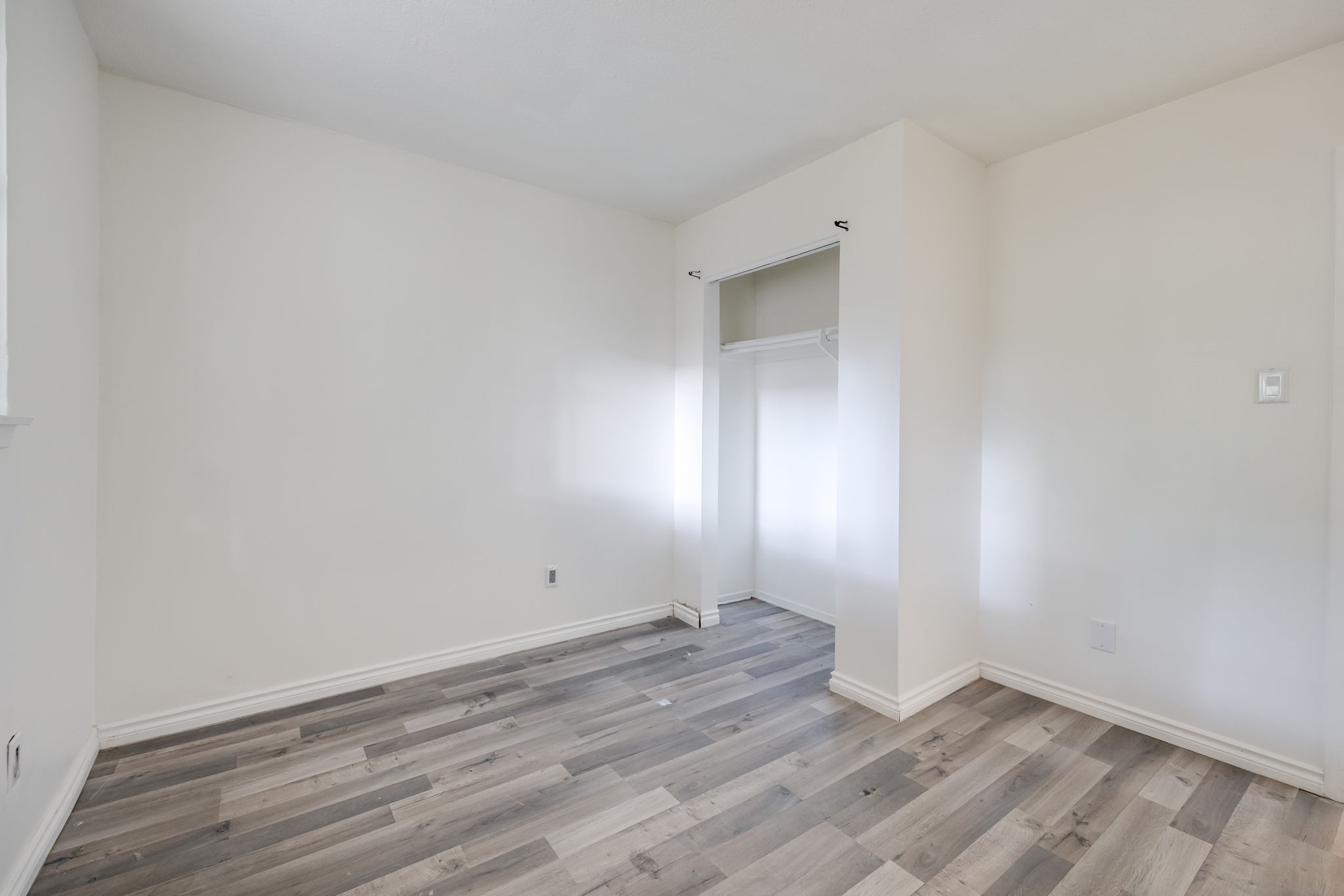 Toronto property showcase — delivered property photograph 34