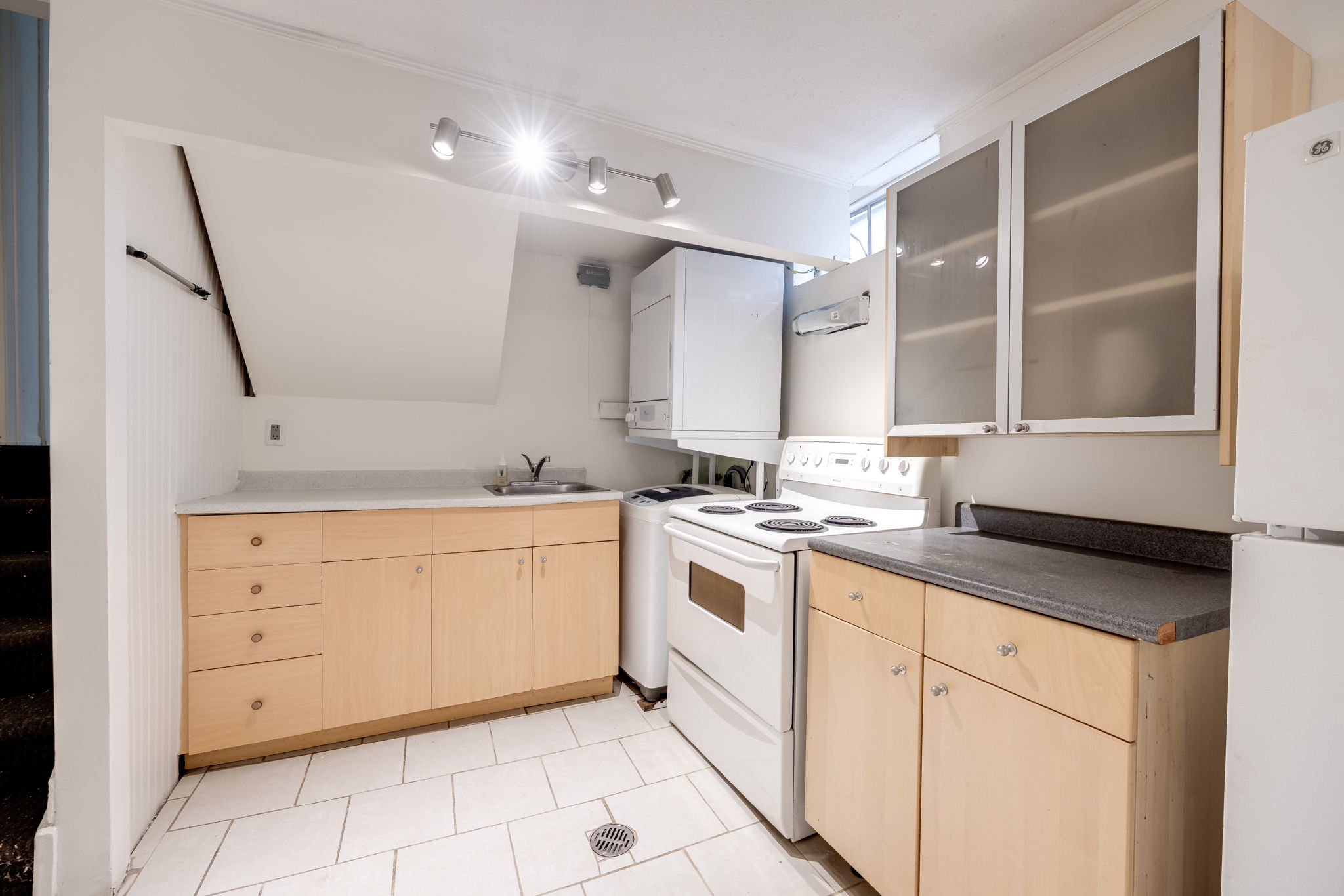 Toronto property showcase — delivered property photograph 28