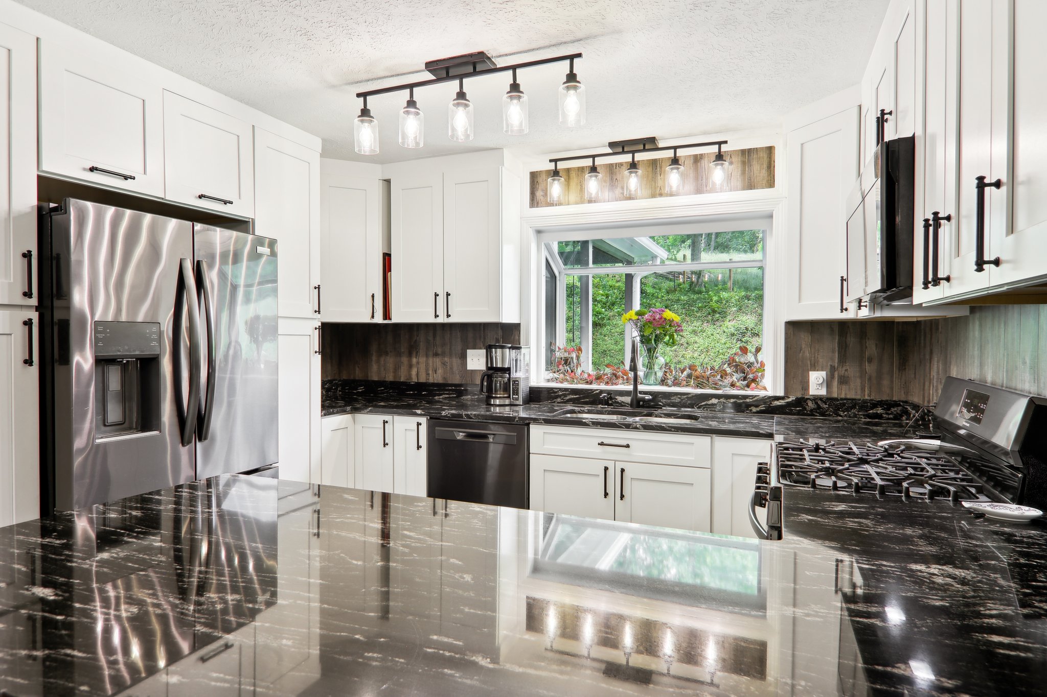 Broyles Rd-2105-022.jpg