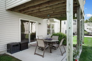  Photo 44