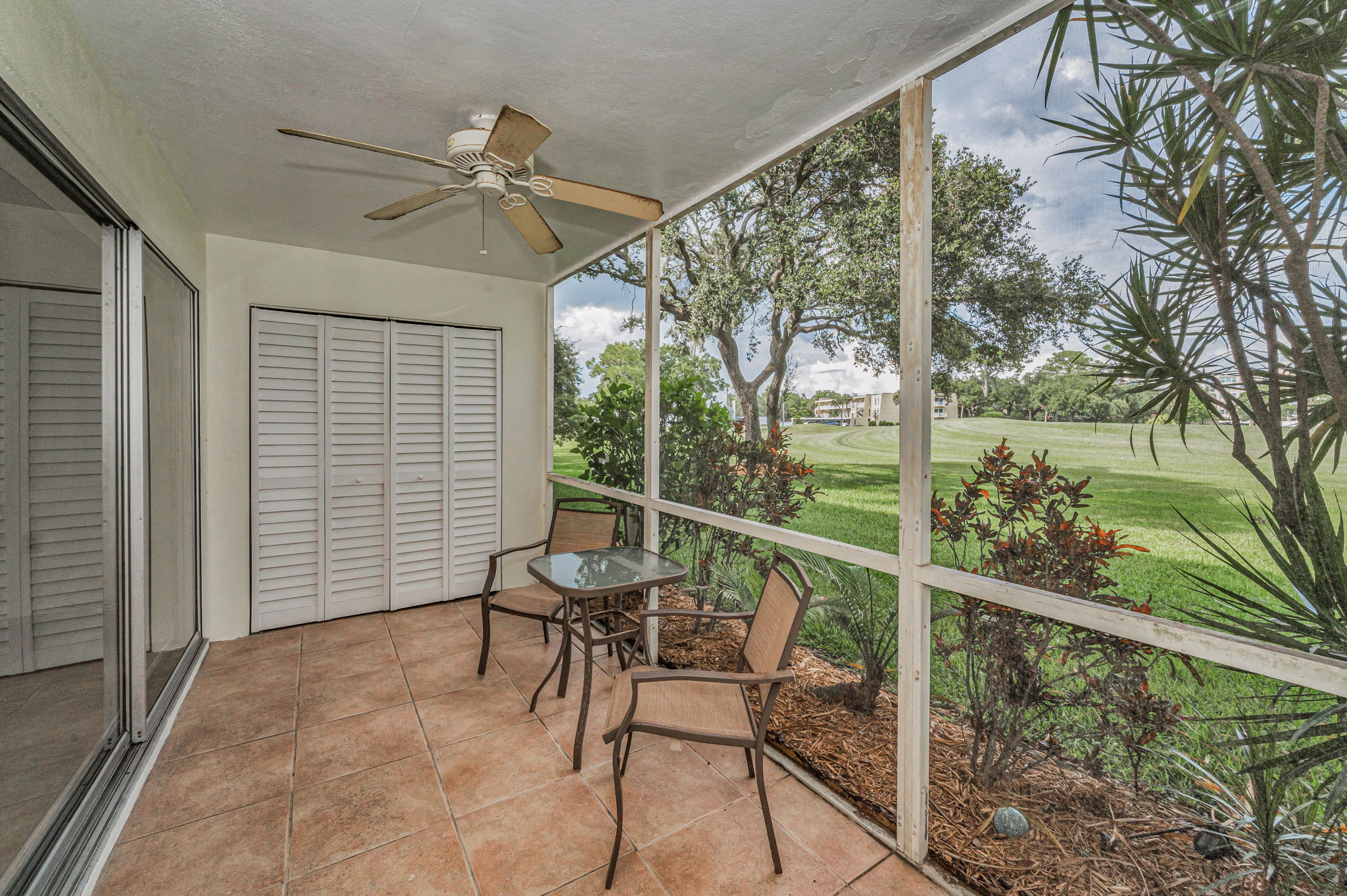 Lanai1