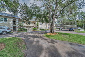 Front Exterior7