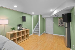  Photo 38