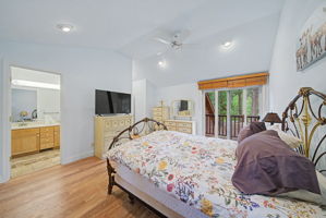  Photo 49