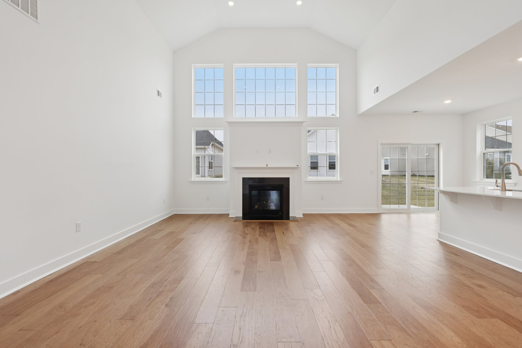 Fillmore Dr-S0601-008.jpg