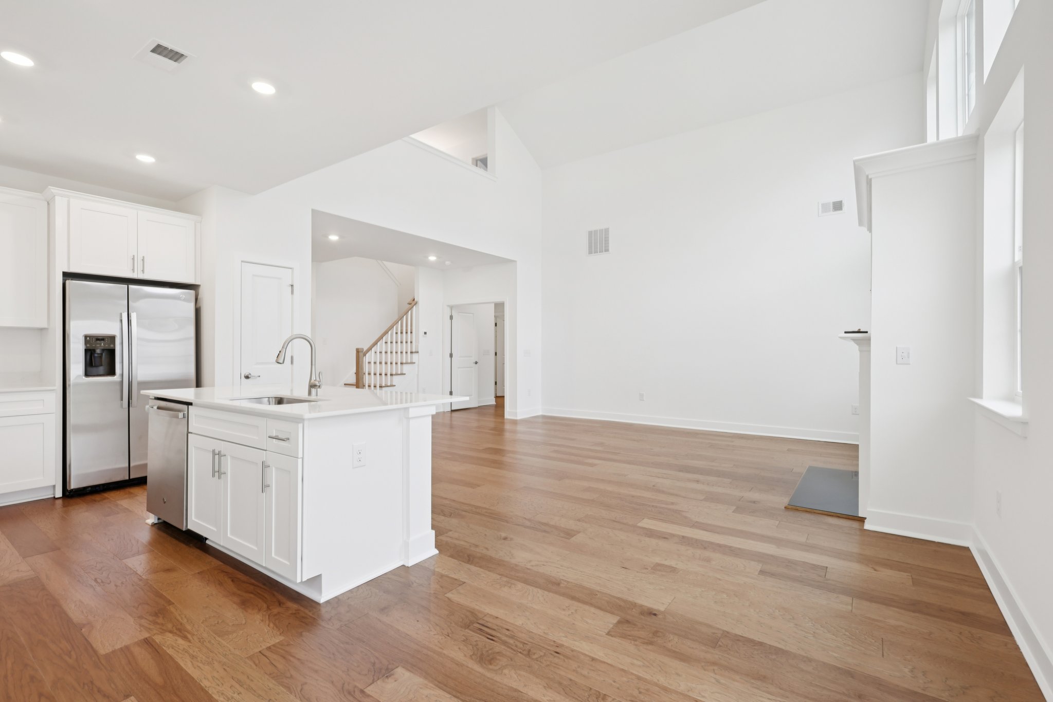 Fillmore Dr-S0601-011.jpg