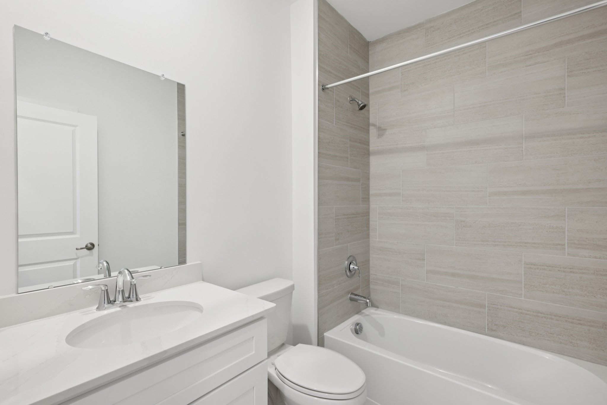 Fillmore Dr-S0601-018.jpg