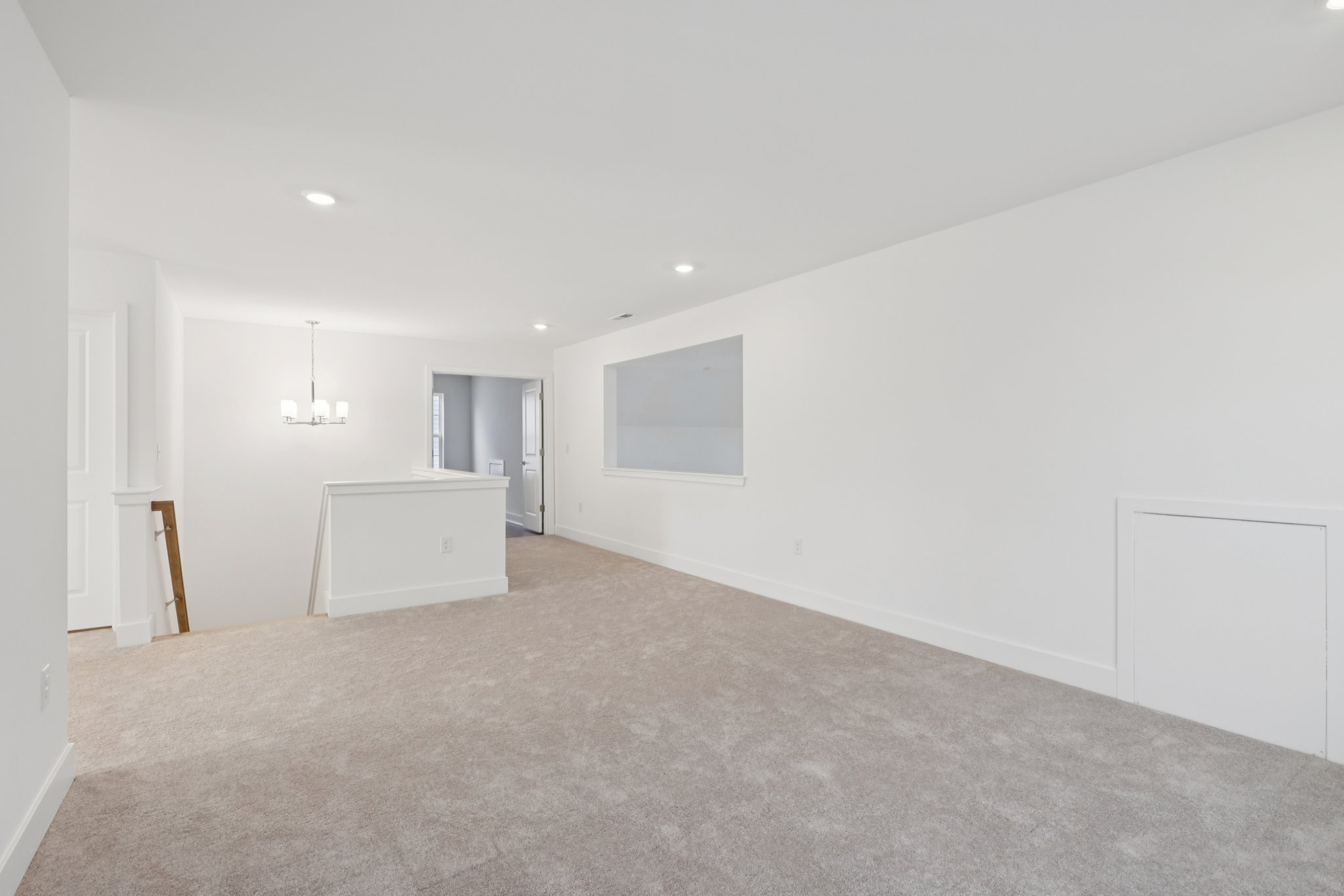 Fillmore Dr-S0601-033.jpg