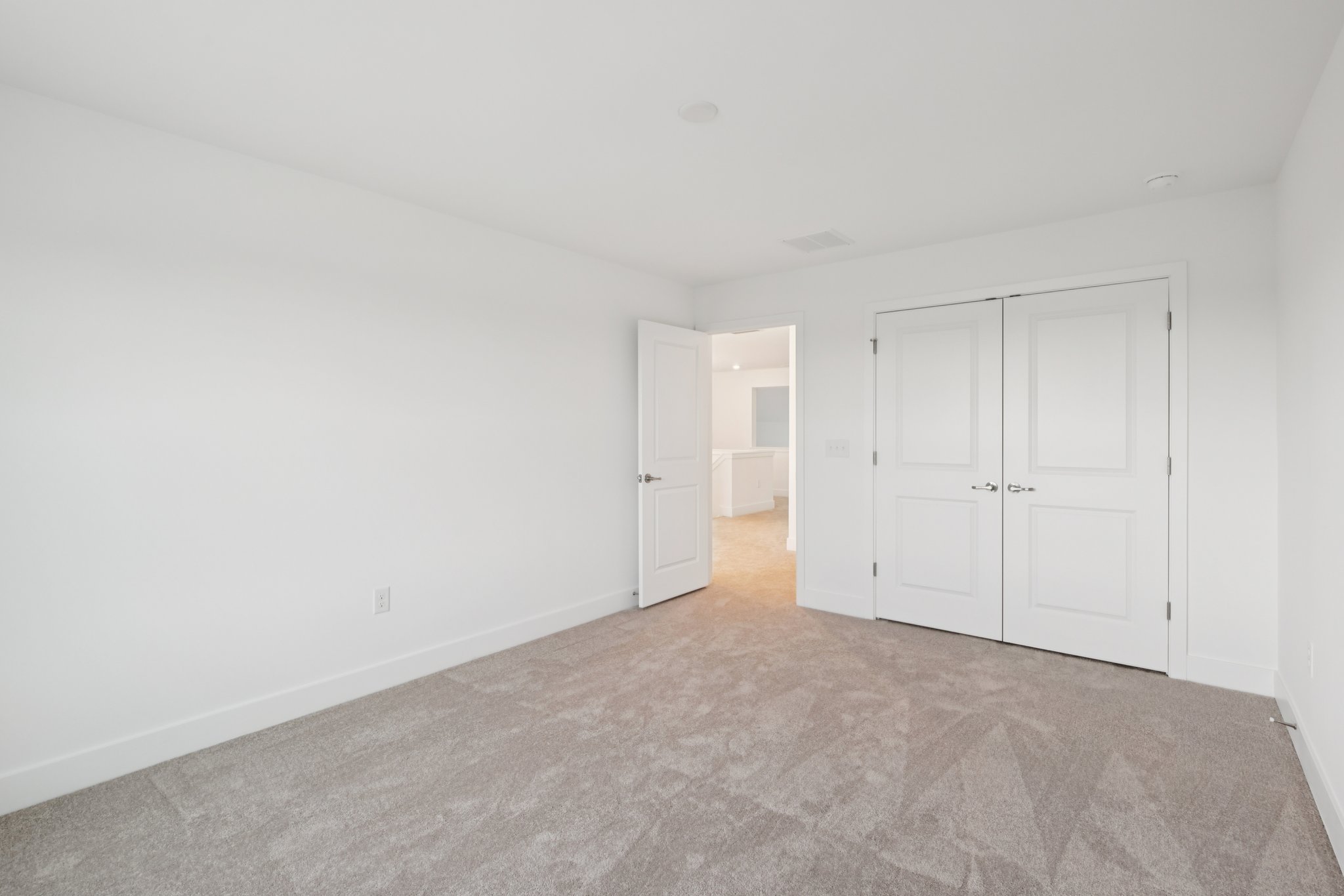 Fillmore Dr-S0601-040.jpg