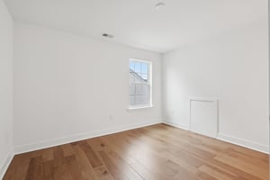 Fillmore Dr-S0601-036.jpg