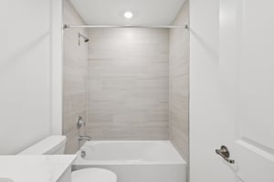 Fillmore Dr-S0601-038.jpg