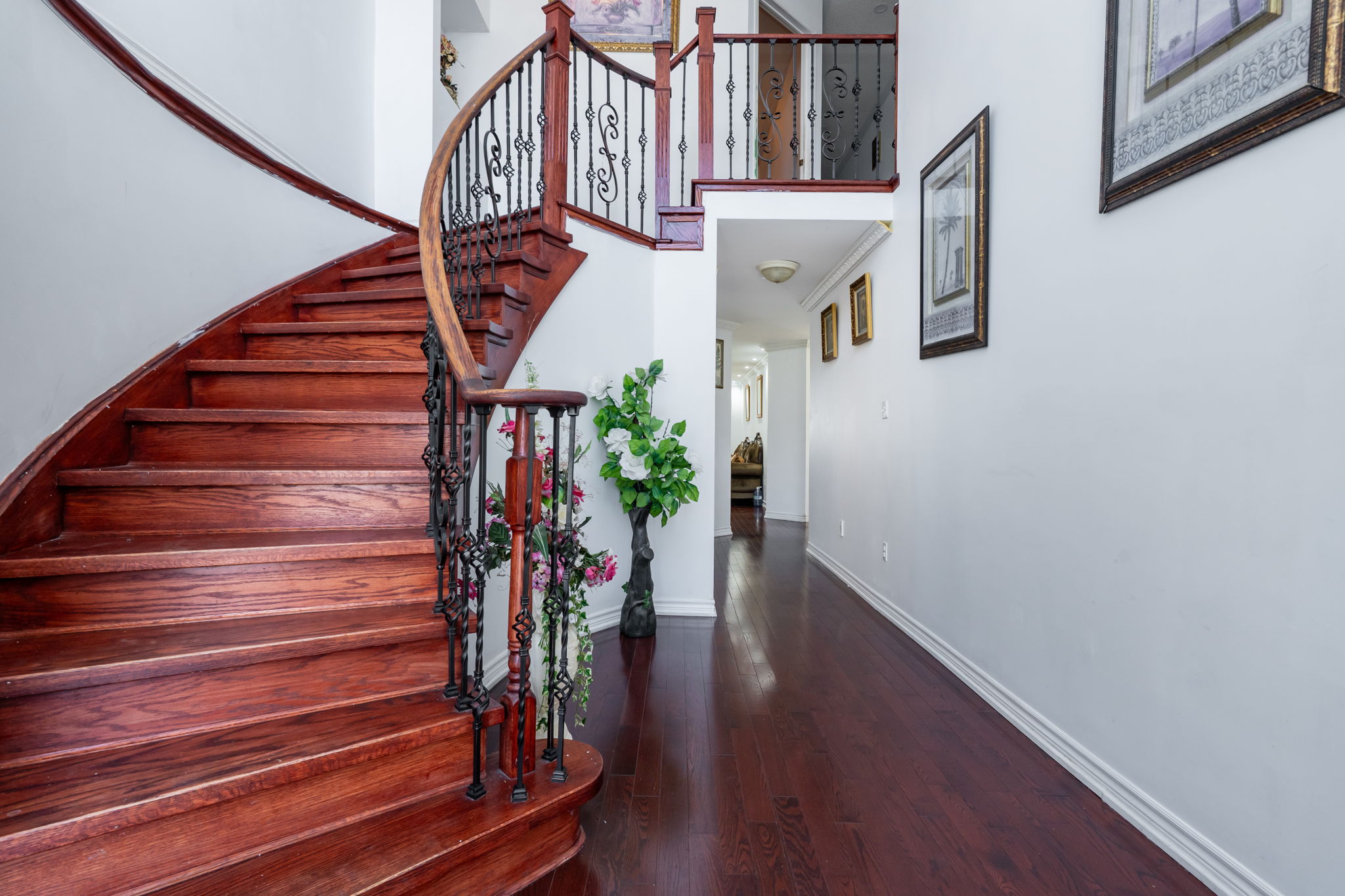 Main Entrance/Foyer