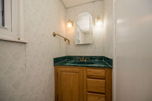  Photo 38