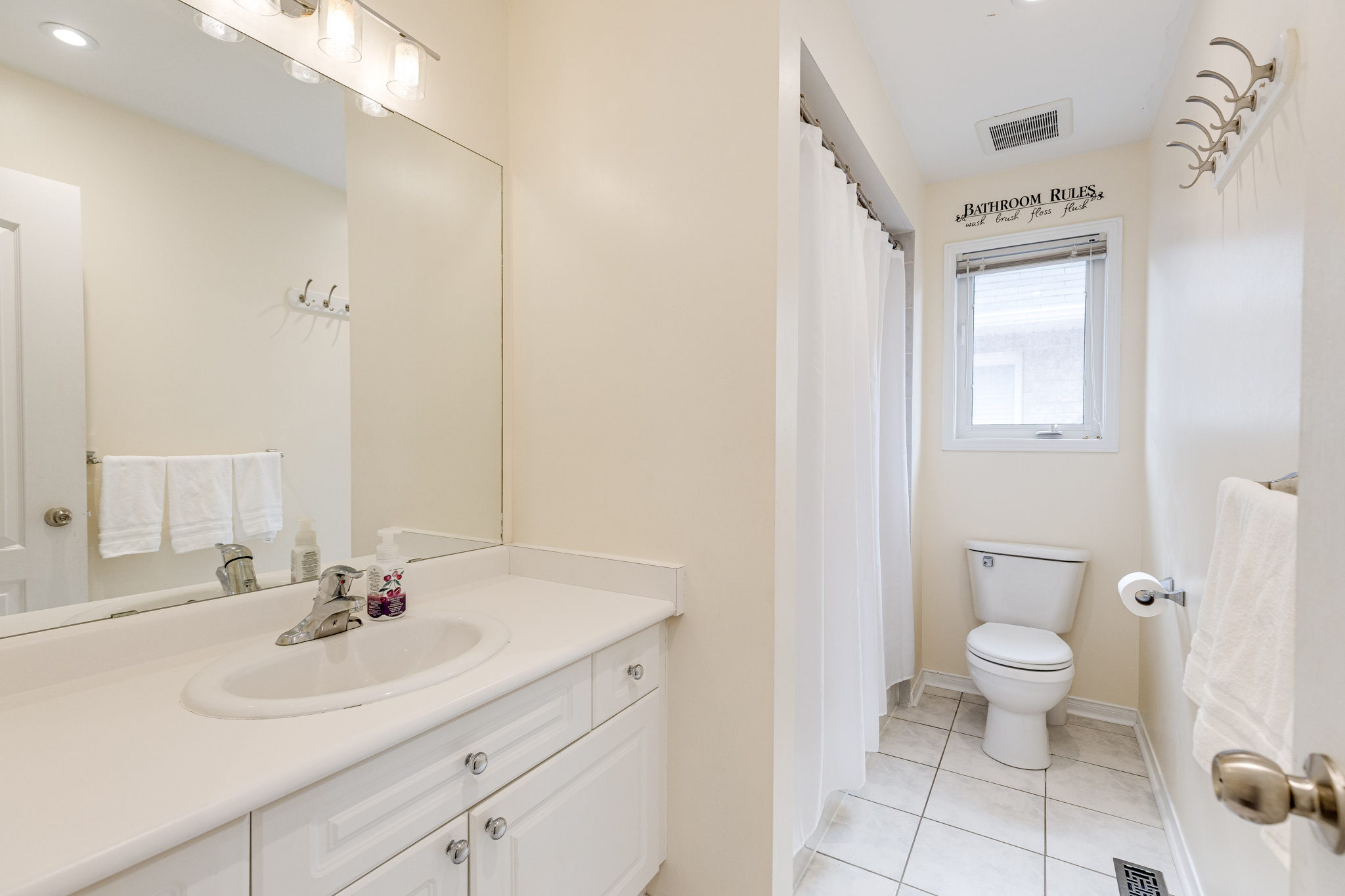 Newmarket property showcase — delivered property photograph 24