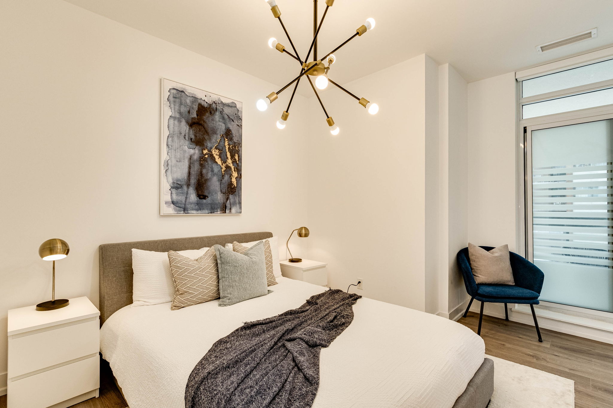 Toronto property showcase — delivered property photograph 25
