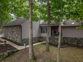  Photo 0