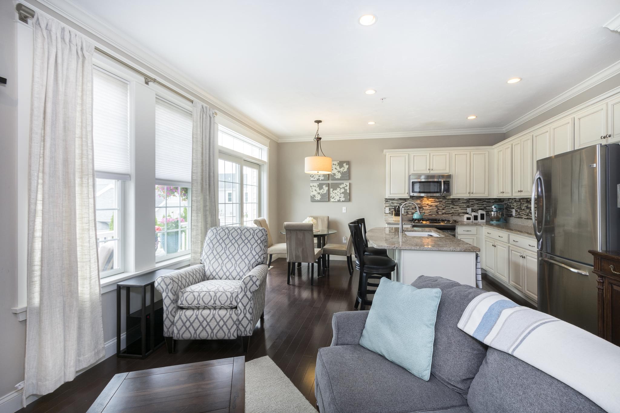  68 Parkview St, Weymouth, MA 02190, US Photo 9