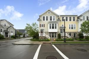  68 Parkview St, Weymouth, MA 02190, US Photo 4