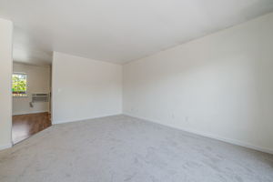 021_68 Peters Ave