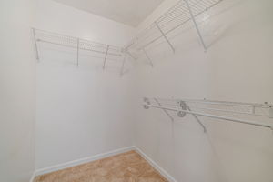 023_68 Peters Ave