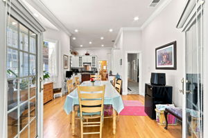 021_F8_68 Pierce Ave