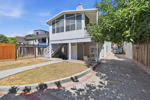 054_F8_68 Pierce Ave