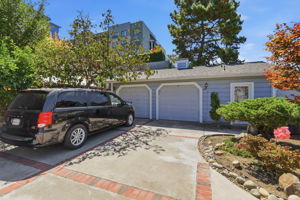 055_F8_68 Pierce Ave