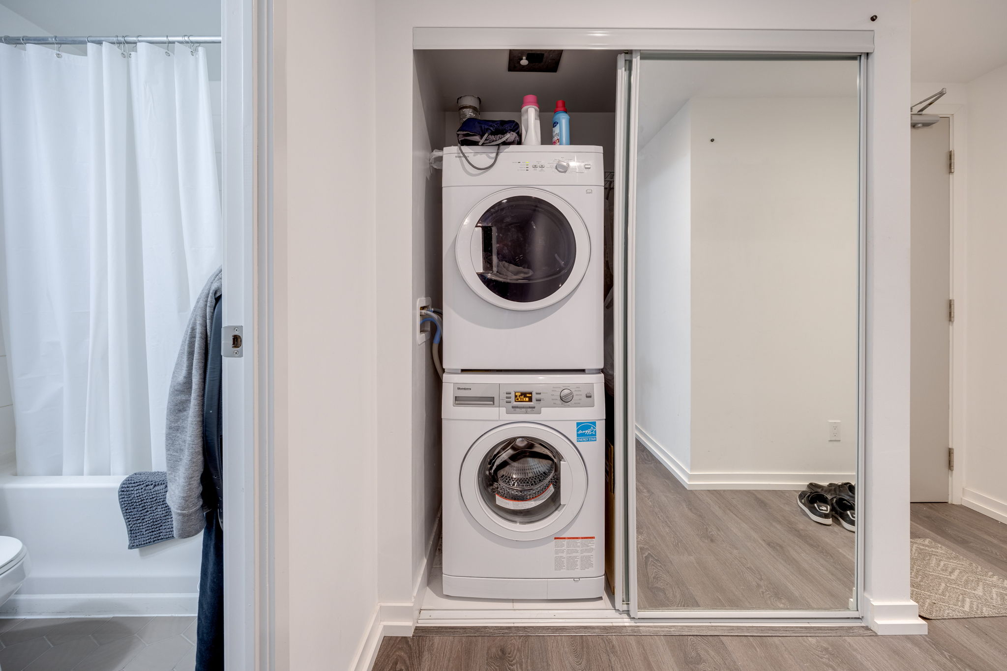 Toronto property showcase — delivered property photograph 15