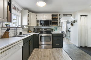  Photo 12