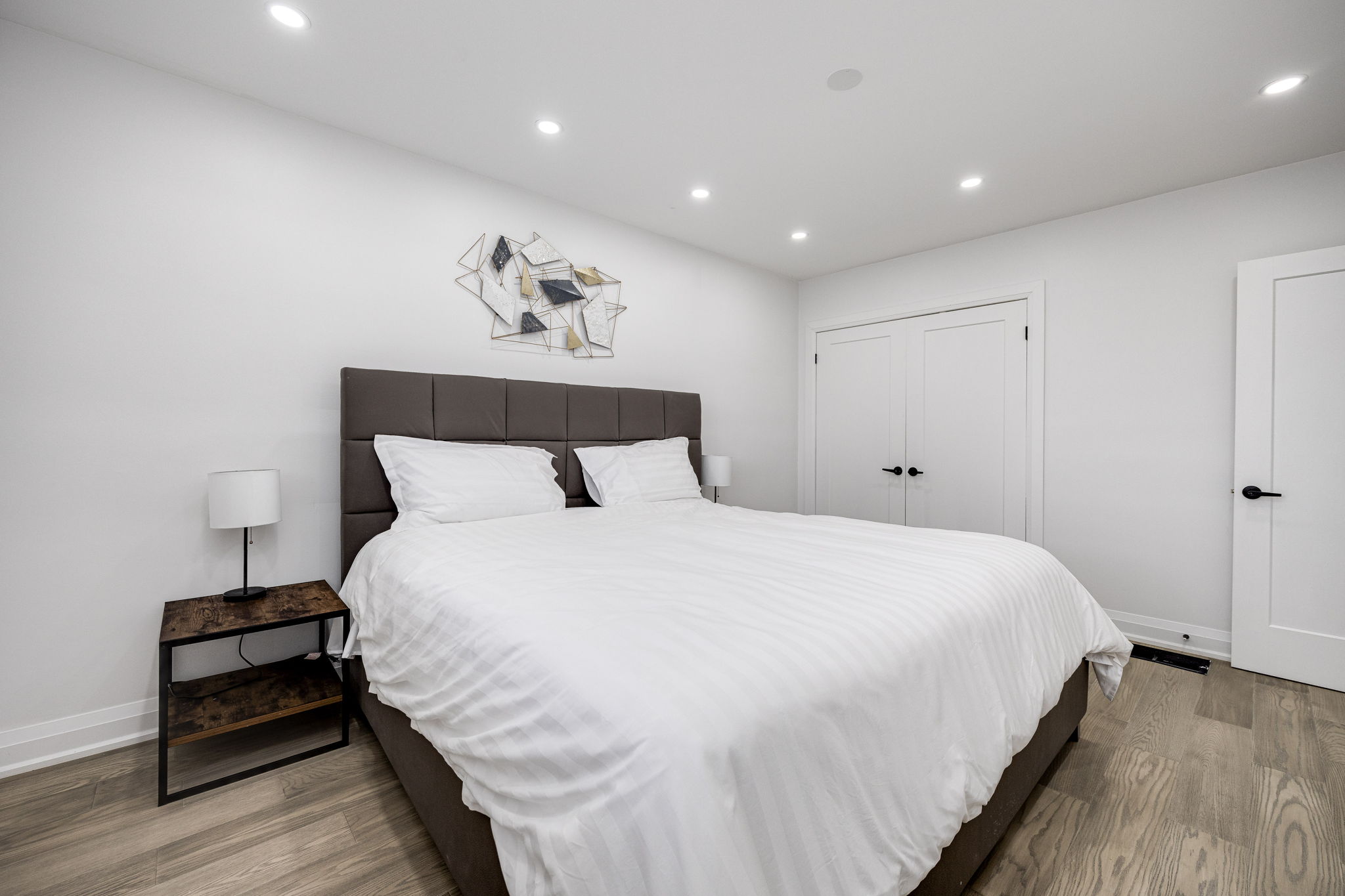 Toronto property showcase — delivered property photograph 17