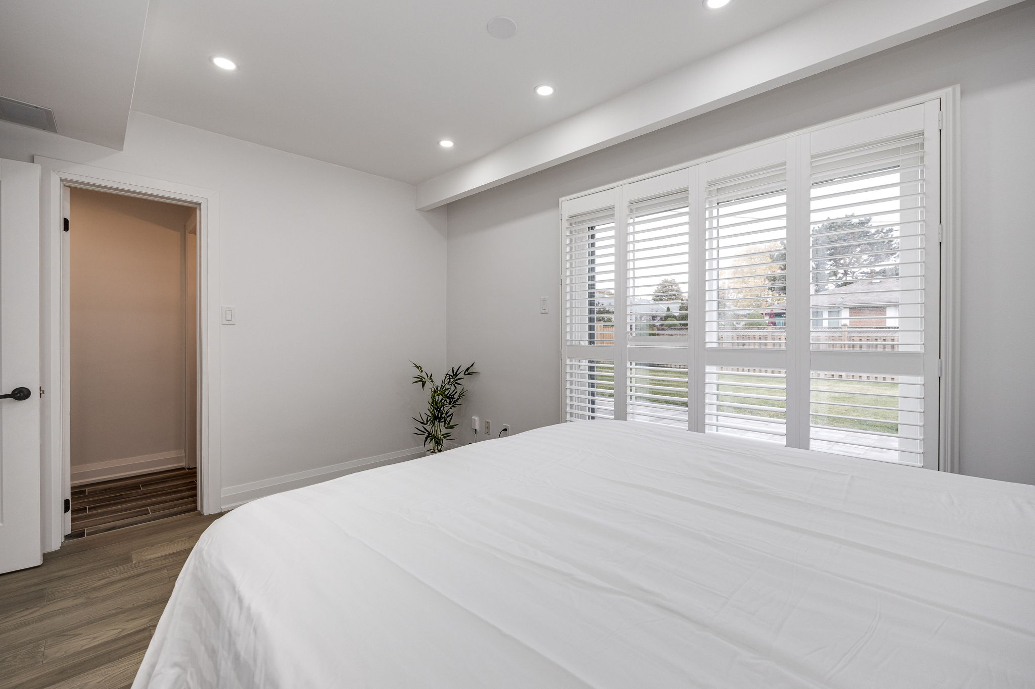 Toronto property showcase — delivered property photograph 24