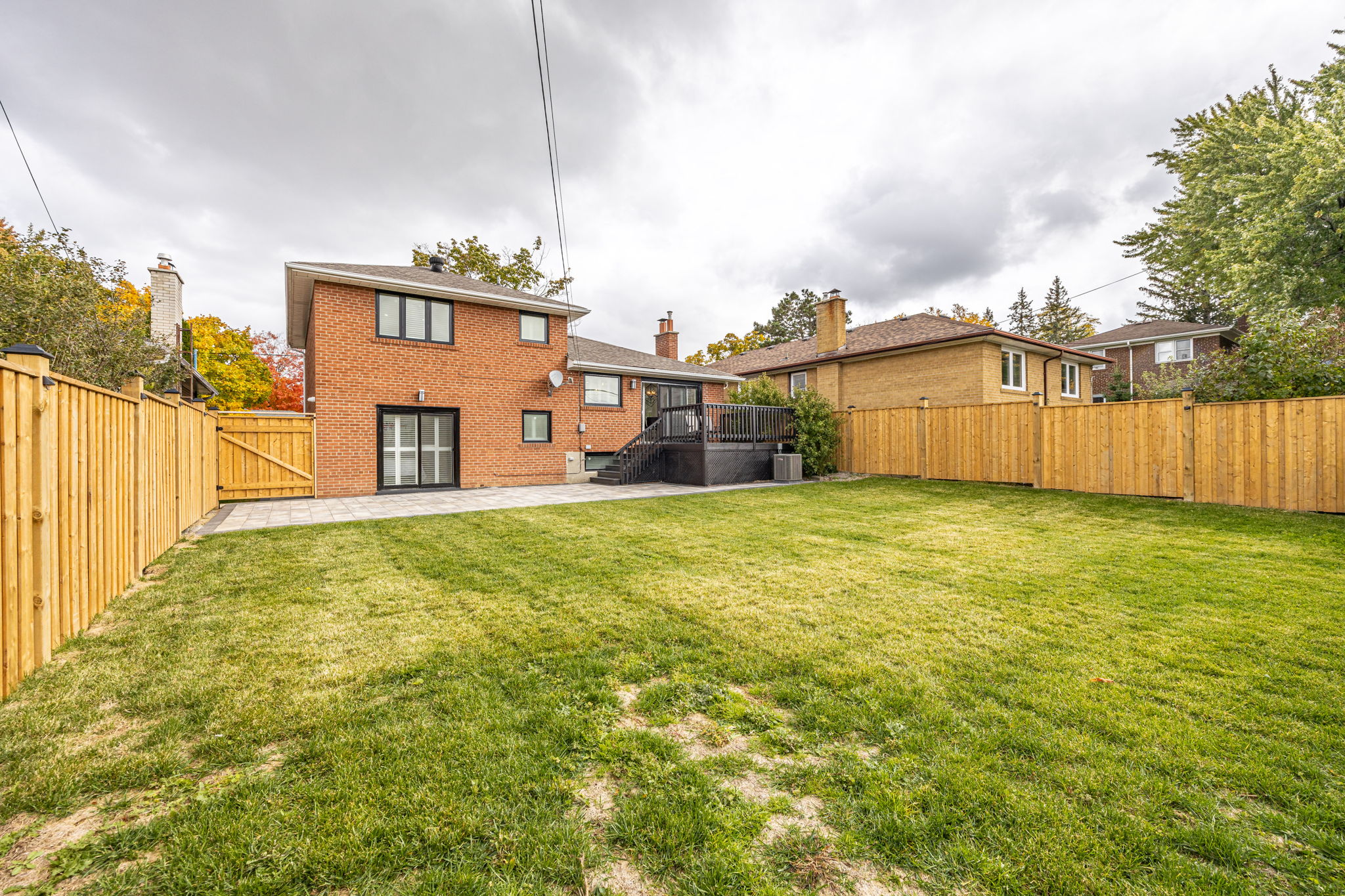 Toronto property showcase — delivered property photograph 33