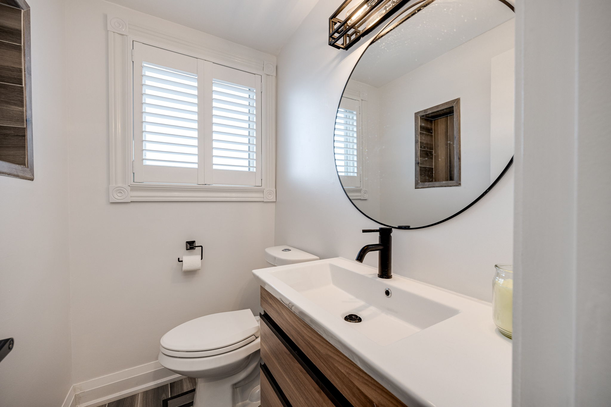 Toronto property showcase — delivered property photograph 25
