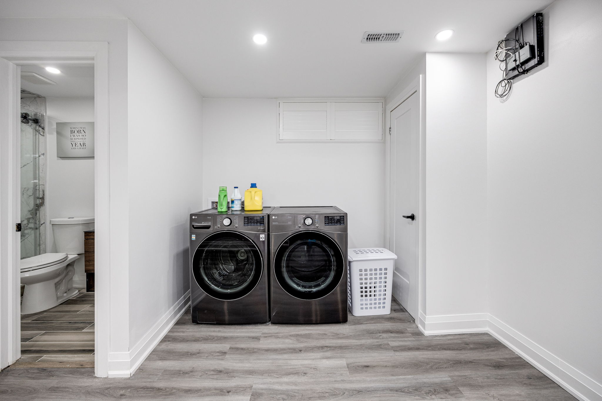 Toronto property showcase — delivered property photograph 28