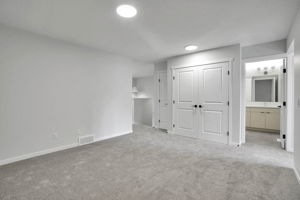  Photo 39