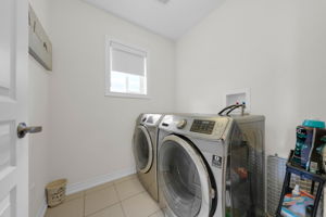  Photo 35