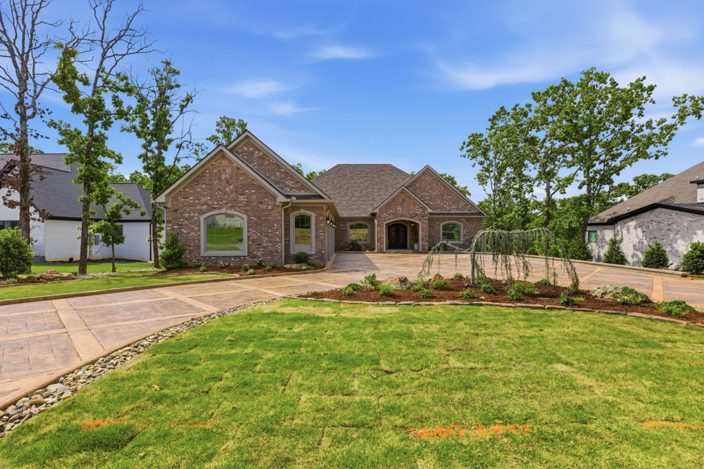 New Construction in Cabot, Arkansas, real estate media by Avery & Bryant