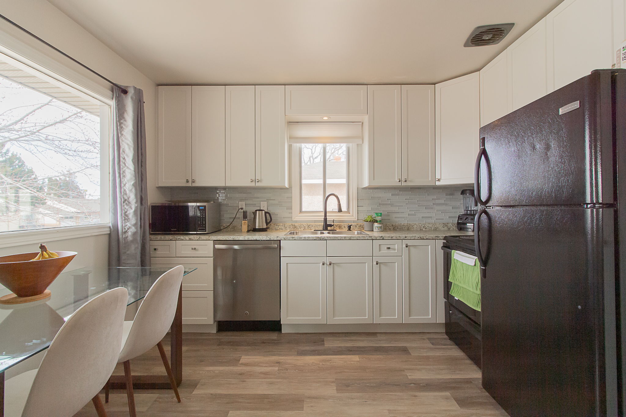  680 8 St SW, Medicine Hat, AB T1A 4M4, US Photo 15