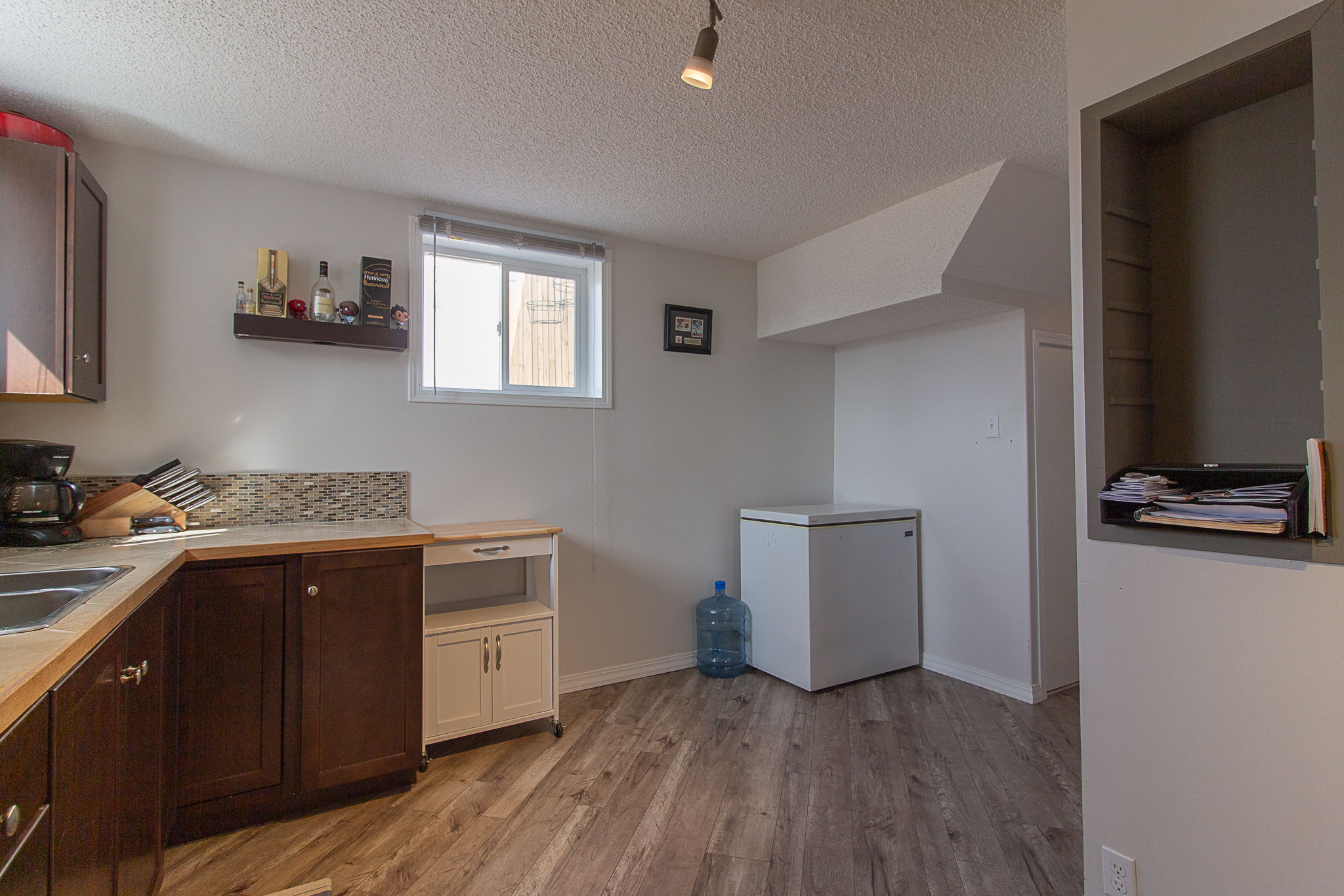  680 8 St SW, Medicine Hat, AB T1A 4M4, US Photo 42