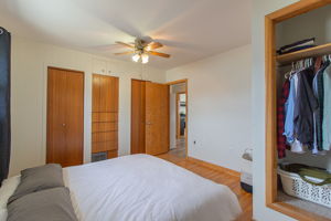  680 8 St SW, Medicine Hat, AB T1A 4M4, US Photo 25