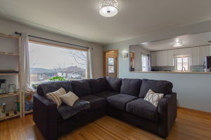  680 8 St SW, Medicine Hat, AB T1A 4M4, US Photo 19