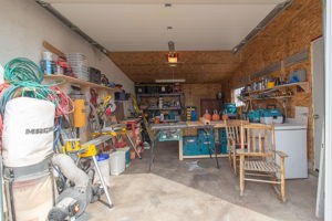  680 8 St SW, Medicine Hat, AB T1A 4M4, US Photo 28