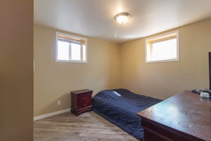  680 8 St SW, Medicine Hat, AB T1A 4M4, US Photo 48