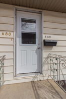  680 8 St SW, Medicine Hat, AB T1A 4M4, US Photo 4