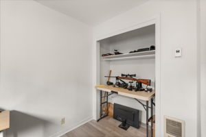  Photo 33